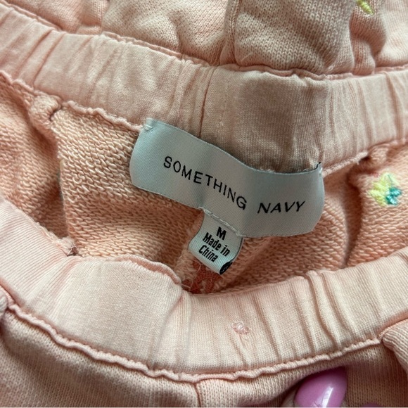 Something Navy Hazel Floral Print Paperbag Sweat Shorts in Pink Sz M - Picture 6 of 6